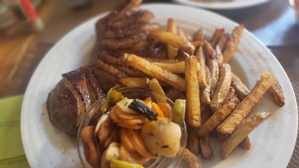 Magret de Canard Sauce Au Miel